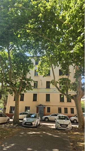 t3 à la location -   84000  AVIGNON, surface 42 m2 location t3 - UBI478287830